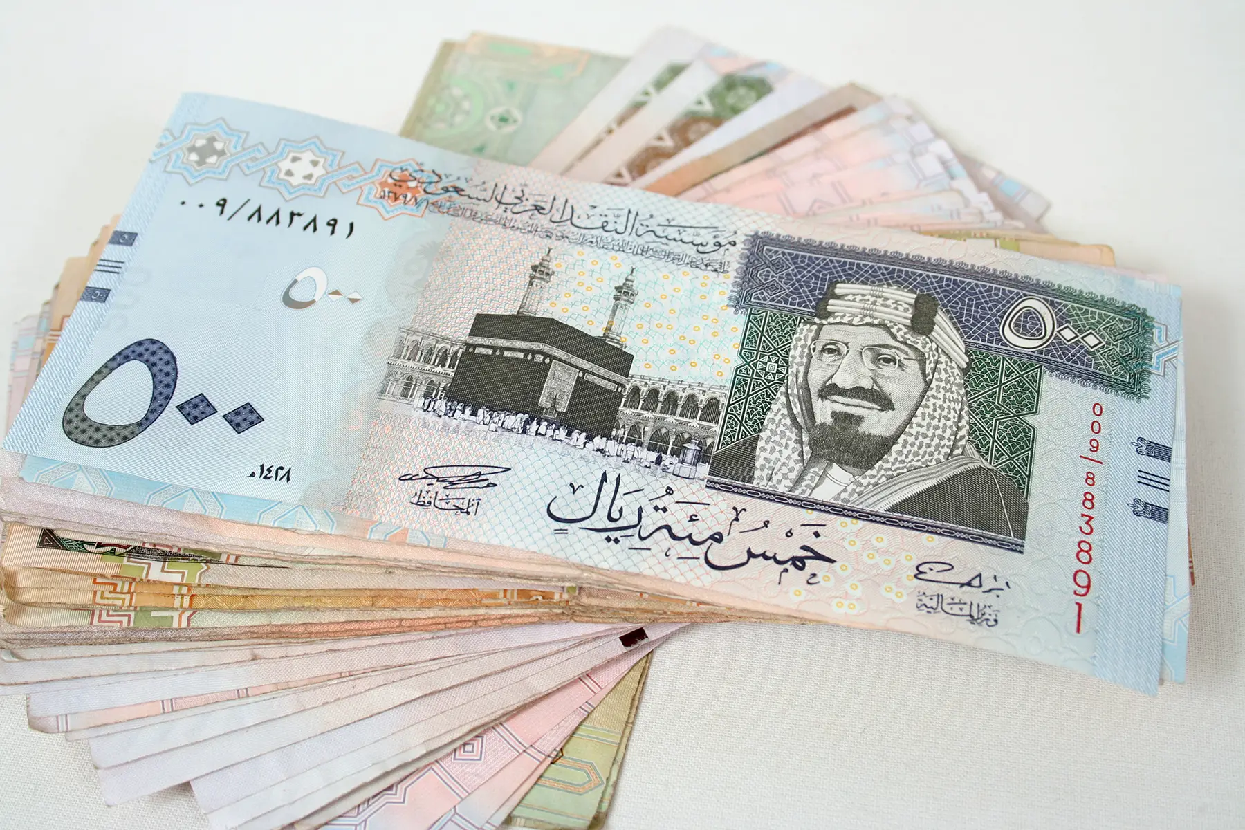 على كام؟ .. سعر الريال السعودي مقابل الجنيه المصري اليوم الأحد الموافق 25 أغسطس 2024 في السوق الموازي وجميع البنوك