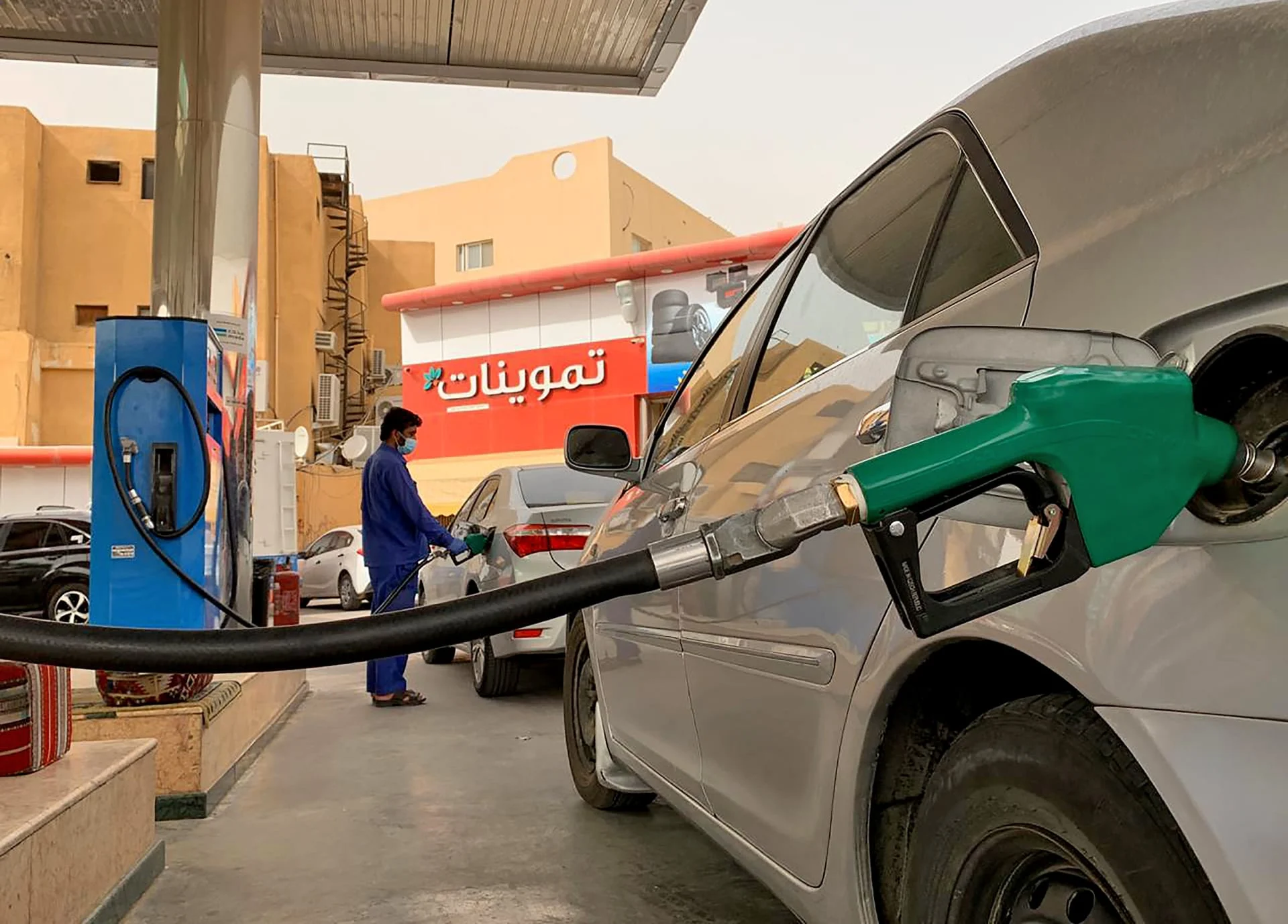 “اللتر بكام النهاردة” أسعار البنزين في السعودية اليوم الثلاثاء الموافق 13 اغسطس 2024 وفى محطات الوقود